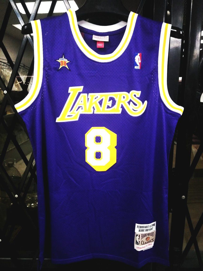 Los Angeles Lakers Kobe Bryant Jersey Sz Xl New $200 for Sale in Phoenix,  AZ - OfferUp