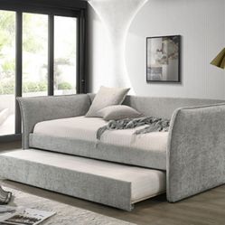 Twin Size daybed With Trundle MATTRESSES ARE NOT INCLUDED 