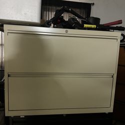 Filing Cabinet 