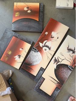 Modern Wall Décor – Excellent Condition