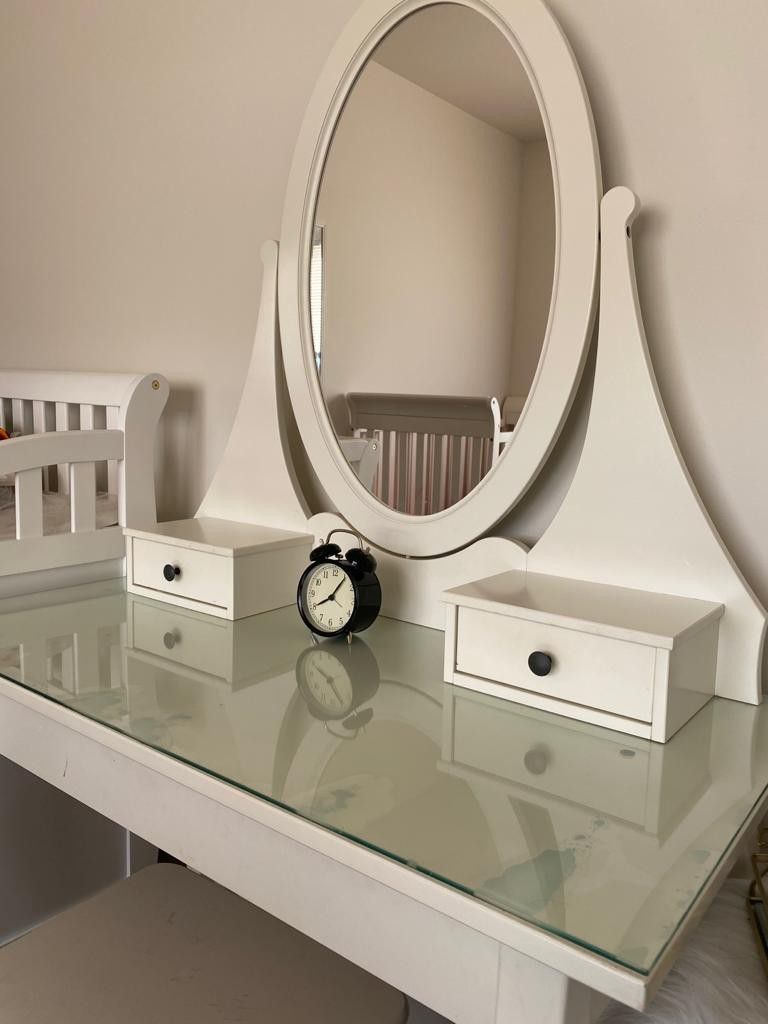 Dressing table with mirror, plus small chair