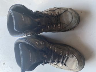 Men Boots Size 10
