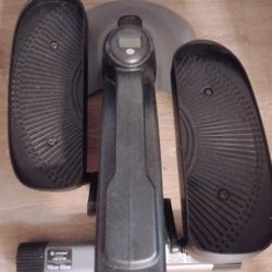 2 Leg Exercise Machines 