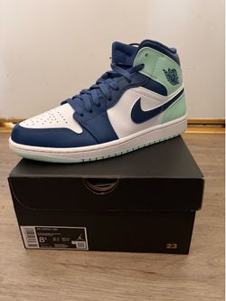 Jordan 1 Mid
