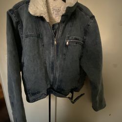 Love Tree Jacket Size Large