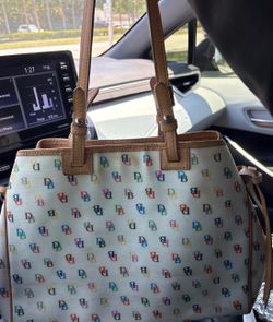 Dooney & Bourke purse