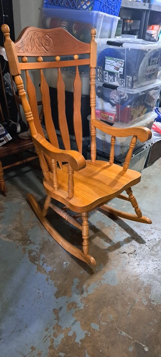 Solid Wood Rocking Chair