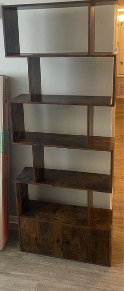 Unique Bookshelf – Mildly Used – Great Condition
