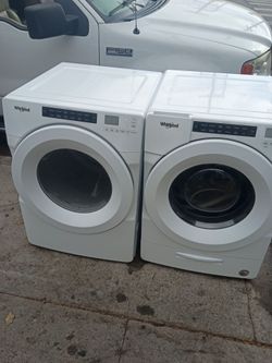 Whirlpool set washer& dryer delivered & installed with a 30 day warranty