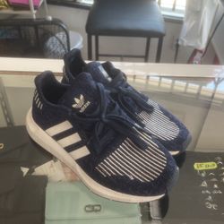 Shoes Adidas Size 6