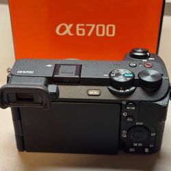 SONY A6700 mirrorless 26MP