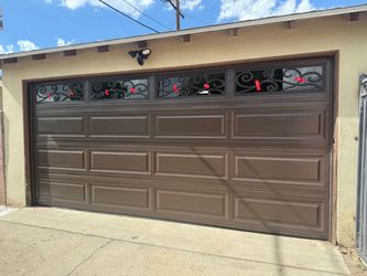 Garage. Doors