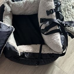 Burgeon Nest dog car seat