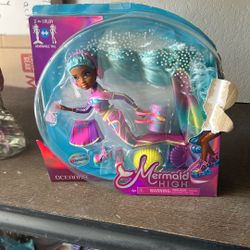 Mermaid high doll