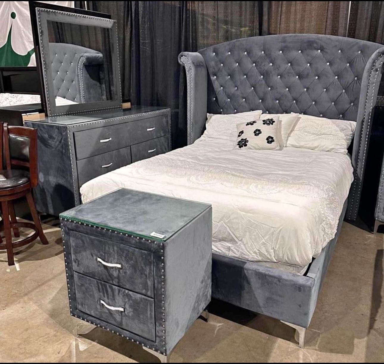 Brand new complete bedroom set- 0 interest finance available- FREE mattress with purchase.