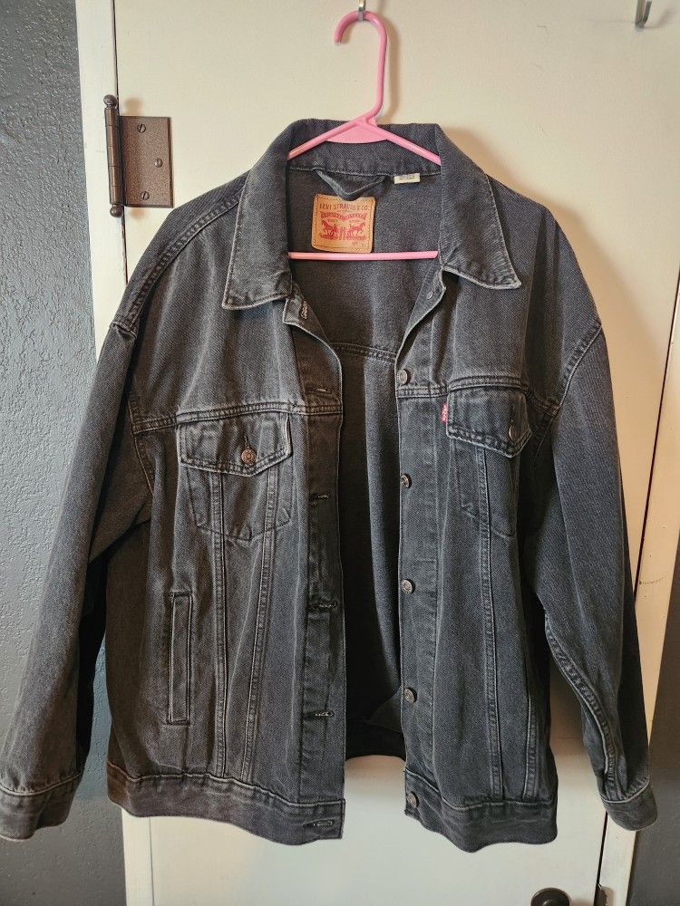 Womens Levi Jacket 