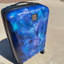 The skyway luggage company hard case suitcase