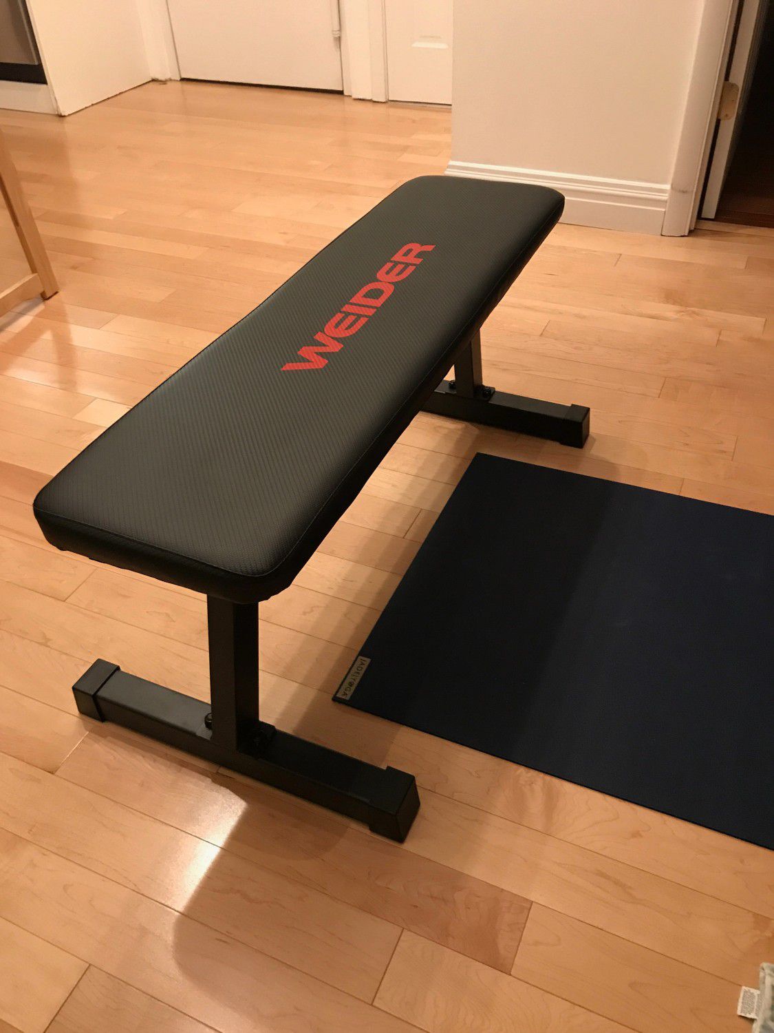 Flat Bench Workout weight. GYM Exercise. Fitness Gear. 460 lbs weight capacity. Sealed in the box