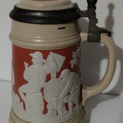 ANTIQUE METTLACH - VILLEROY & BOCH STEIN 8"×4.5"