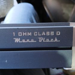 Cadence :1 Ohm Stable Class D .2000 Watt Amplifier