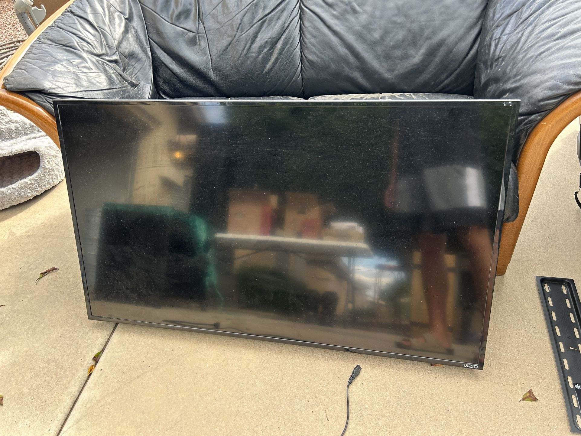 Vizio 47” Smart TV