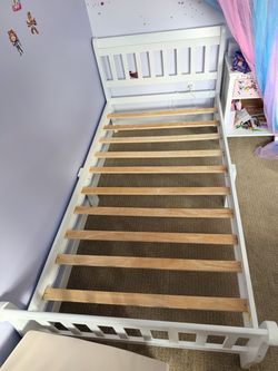 White Wood Twin Bed Frame with Slats