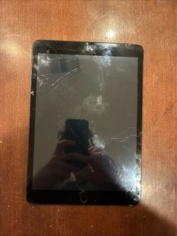 Apple IPad 9th generation Screen Broke