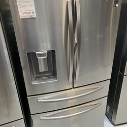 Samsung Stainless Steel 22 Cu. Ft. Food Showcase Counter Depth 4-Door French Door Refrigerator 