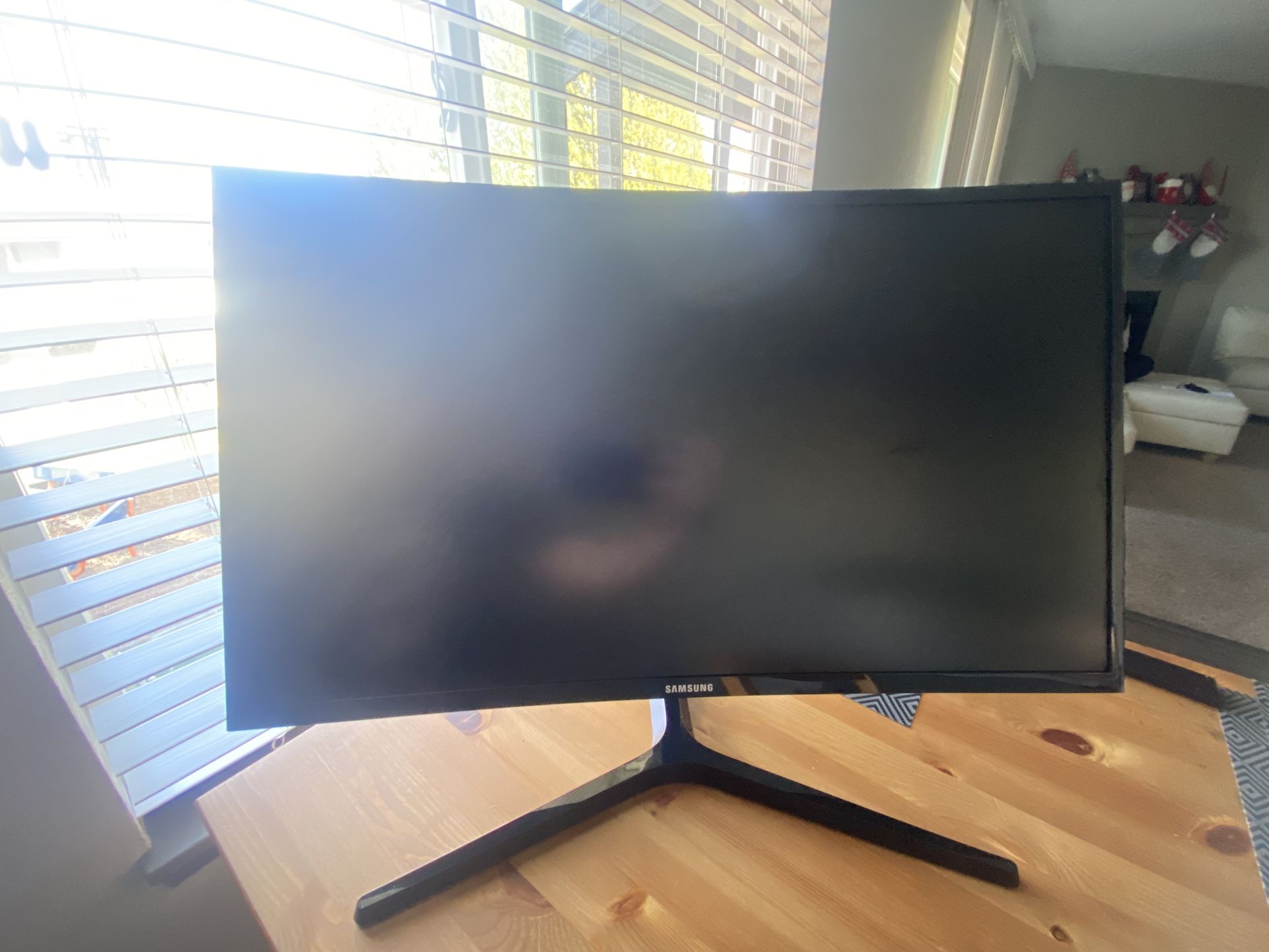 Samsung monitor C27F396FNH