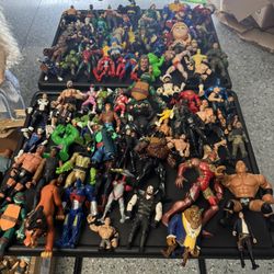 Really Big Lot Of Action Figures Tons Plus More 
