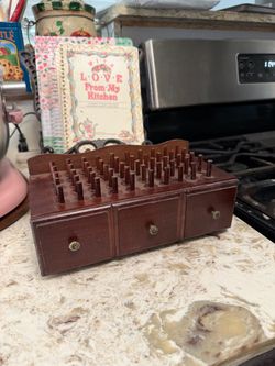 Vintage spool holder