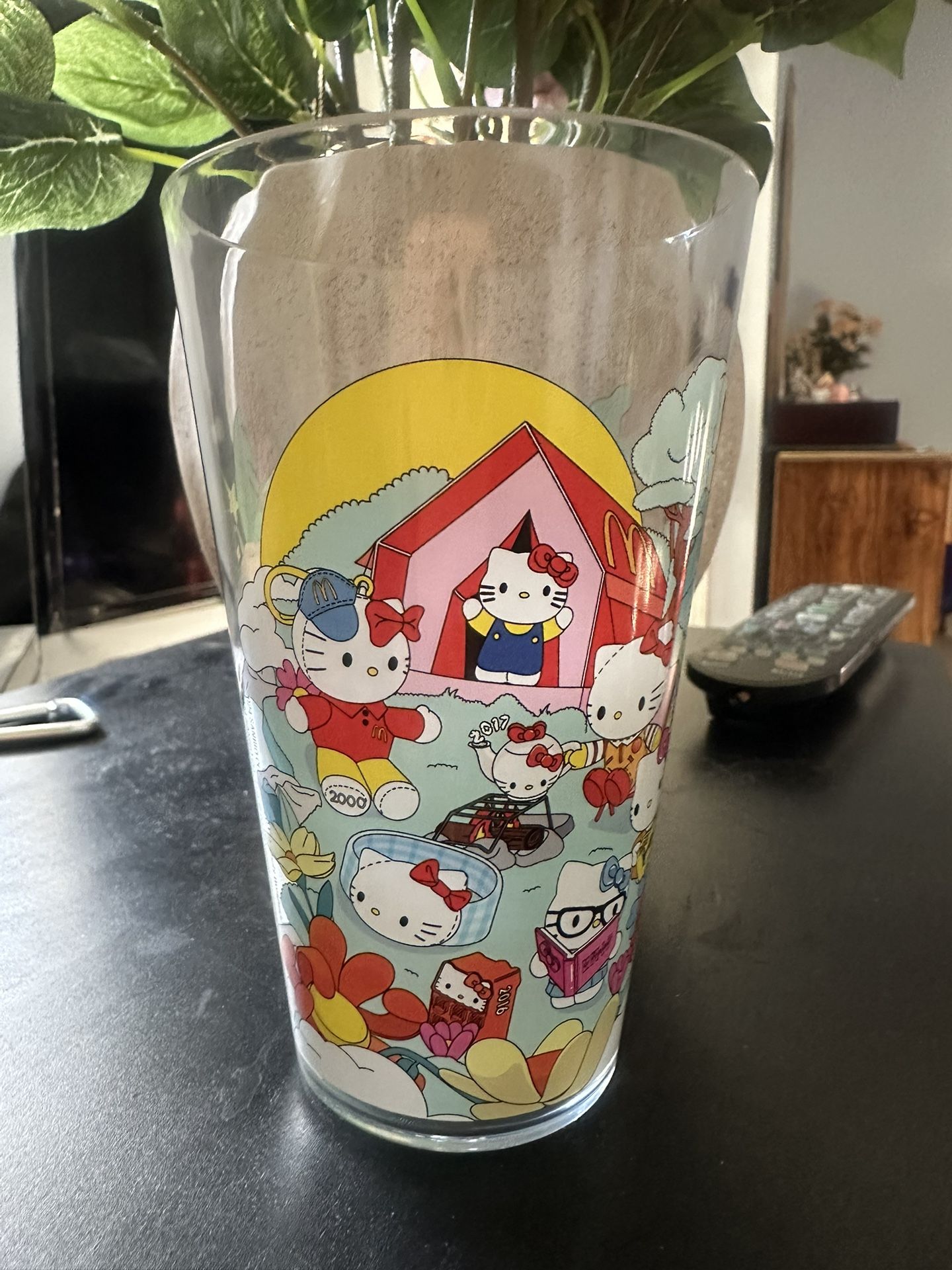 2024 Hello Kitty McDonald's Collectors Edition Cup new