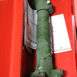 Brand New Pneumatic (Air) Rock/Dirt Digger