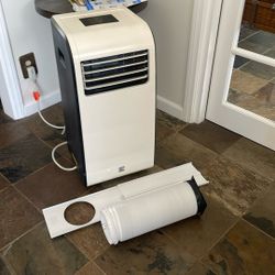 Air Conditioner Ice Cold Very Clean 120$ Firm Cash Only