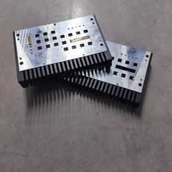 Xtant Monoblock Sub Amp And 4 Channel Mids And Highs