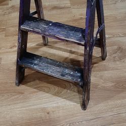 Decorative 2 Step Ladder Stool In Antique Wooden Rustic Farm Country