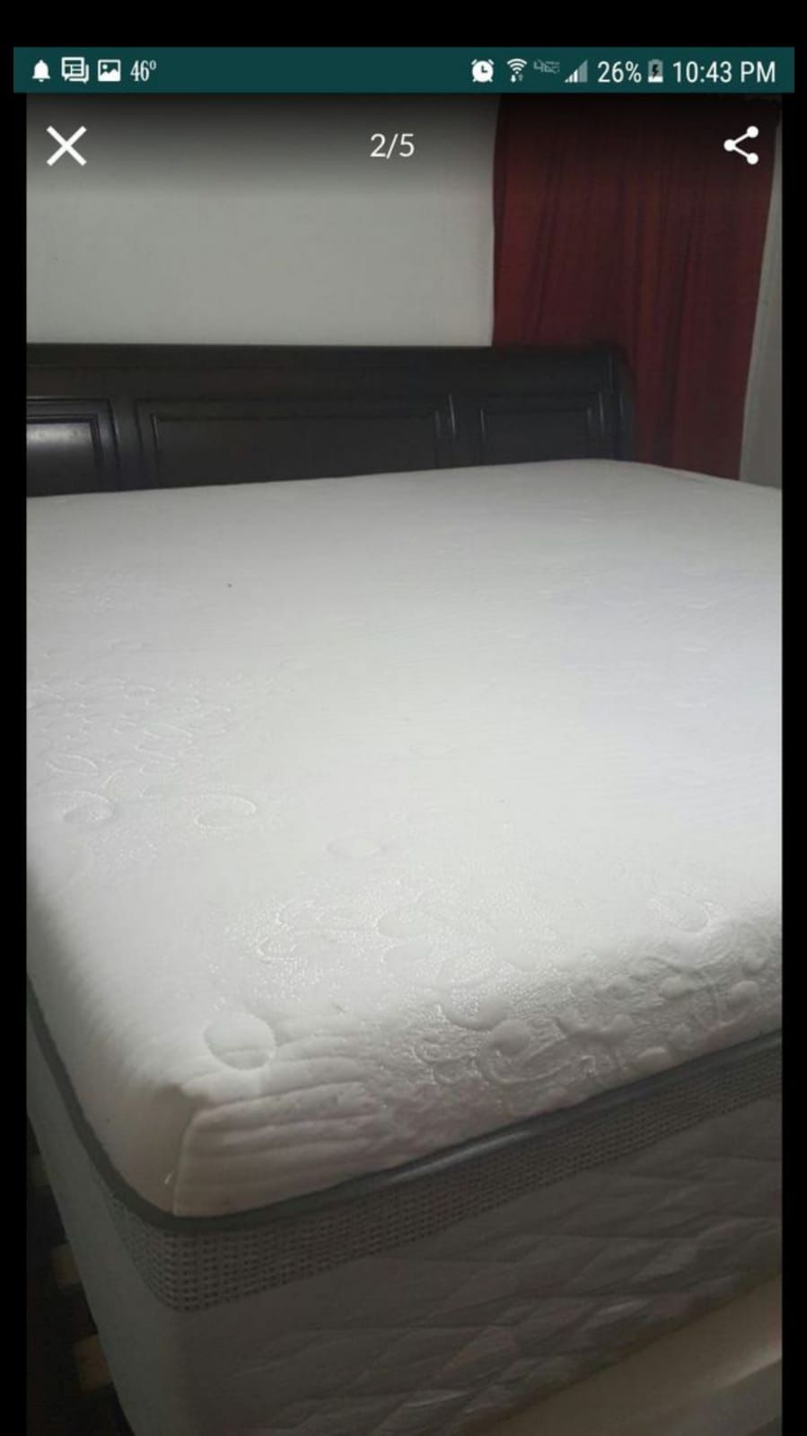 Nice king size memory foam mattress and boxspring