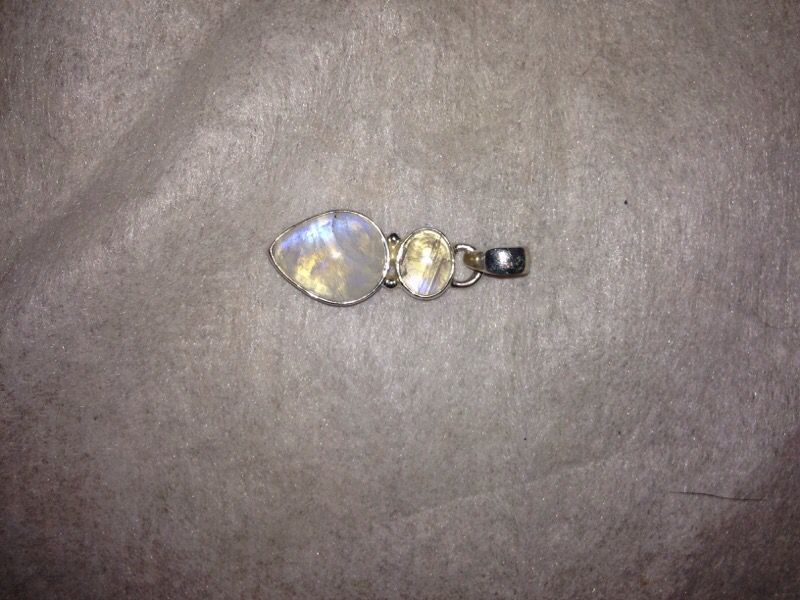 Beautiful moonstone/ Sterling silver pendant