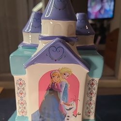 Disney/Frozen Princess Castle Elsa/Anna/Olaf Ceramic Coin Bank W/Stopper 