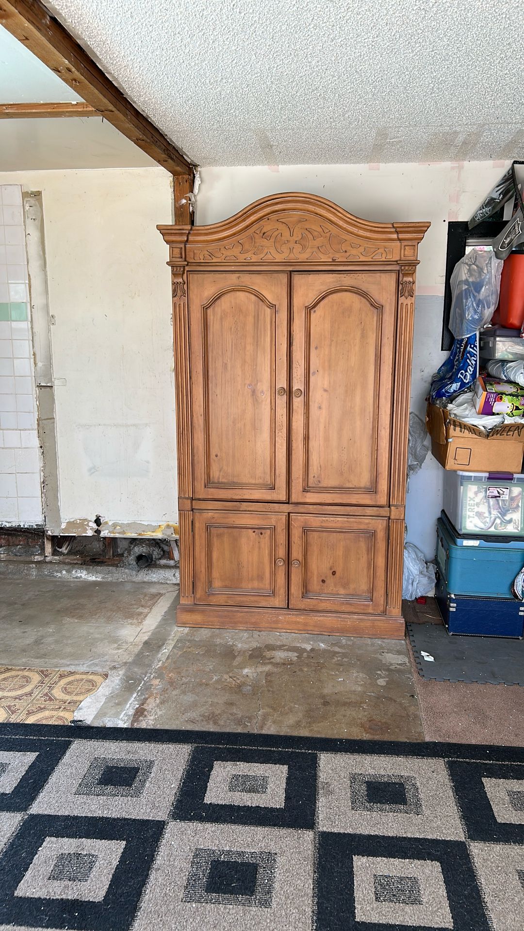 Armoire Dresser