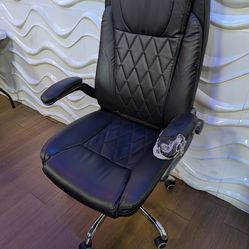 Office Chair - $20 (Pickup Only)