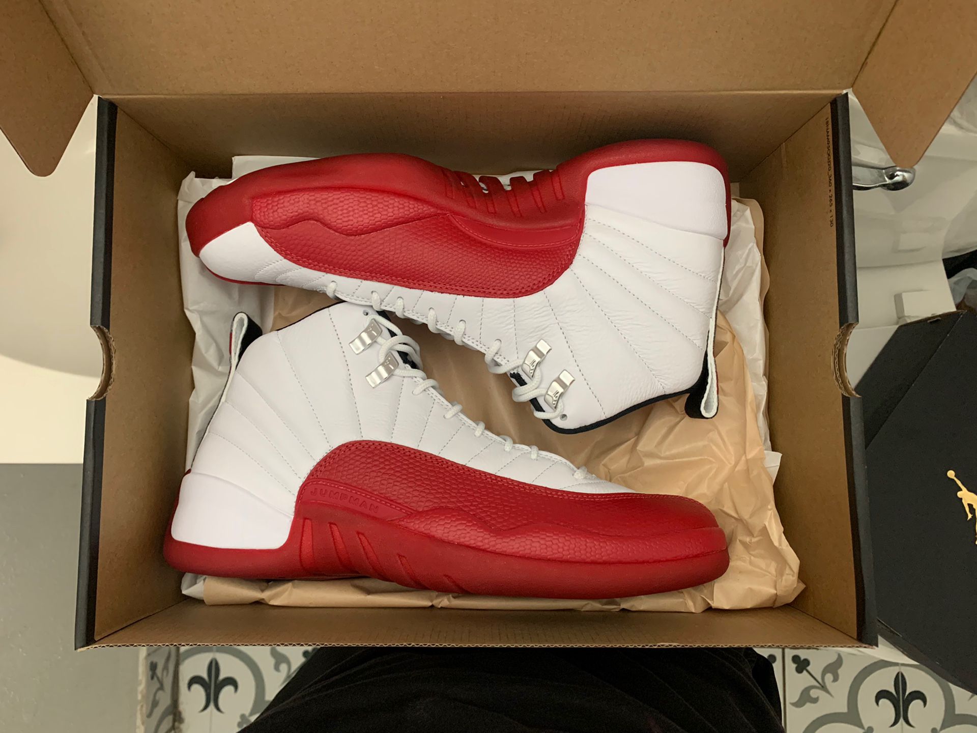 Ds Air Jordan Cherry 12s Size 10.5 for Sale in Houston, TX OfferUp