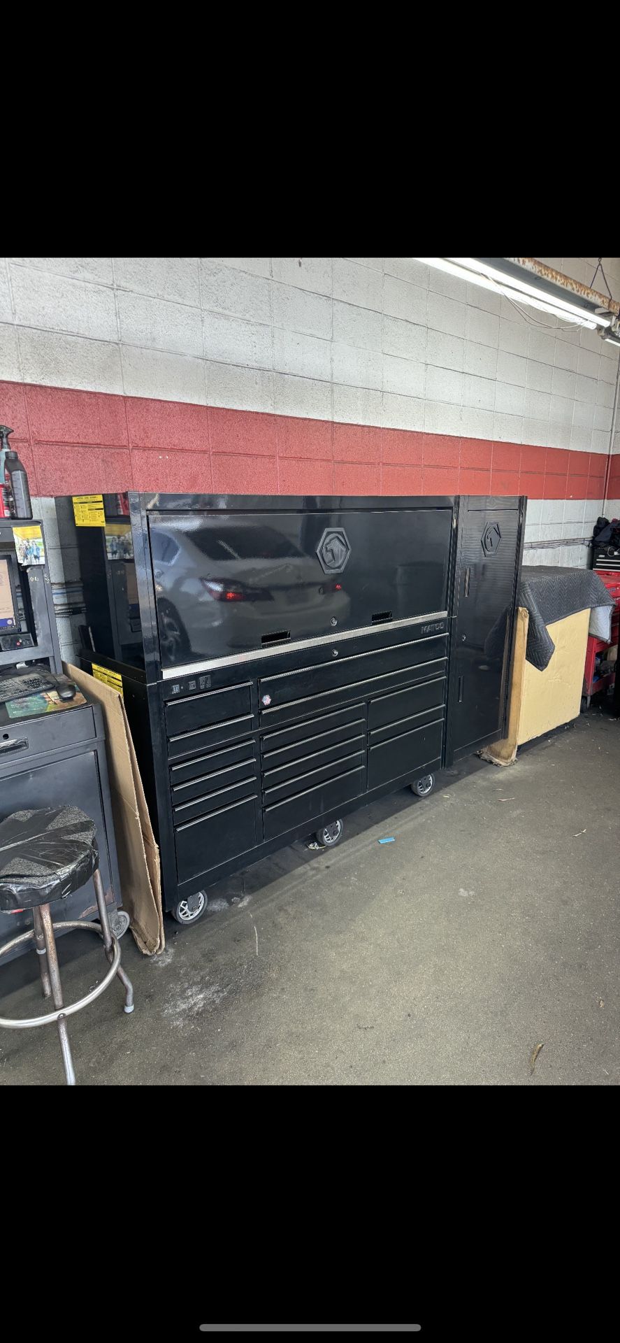 Matco 4s Tool Box With Hutch