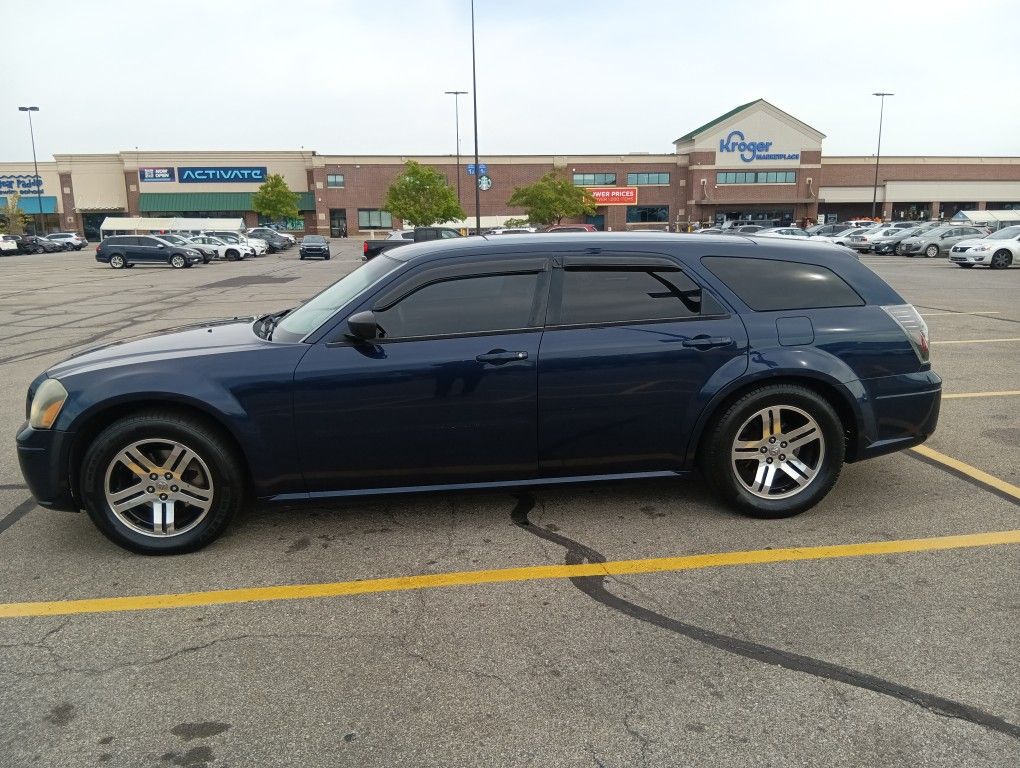 2005 Dodge Magnum