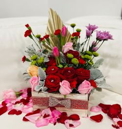 Boquets And Florals