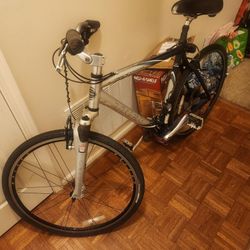 TREK 7500 Multitrack