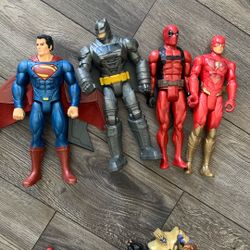 Action Figures 