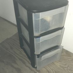 Small Cabinet Drawer Need Wash