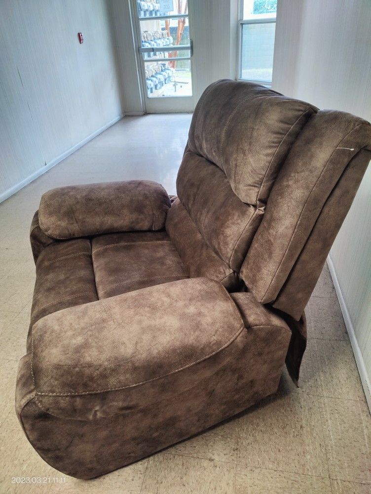 Brand New Brown Recliner Chair Big Lots