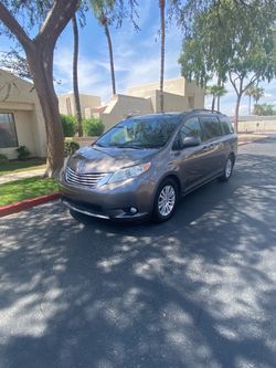 2016 Toyota Sienna